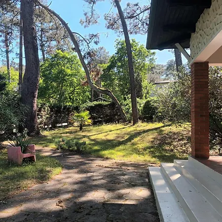 Prázdninový dům Pyla, Secteur Haitza, Charmante Maison 4 Et Jardin Prive *