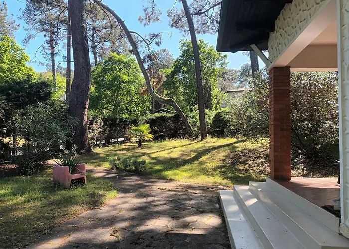 Prázdninový dům Pyla, Secteur Haitza, Charmante Maison 4 Et Jardin Prive *